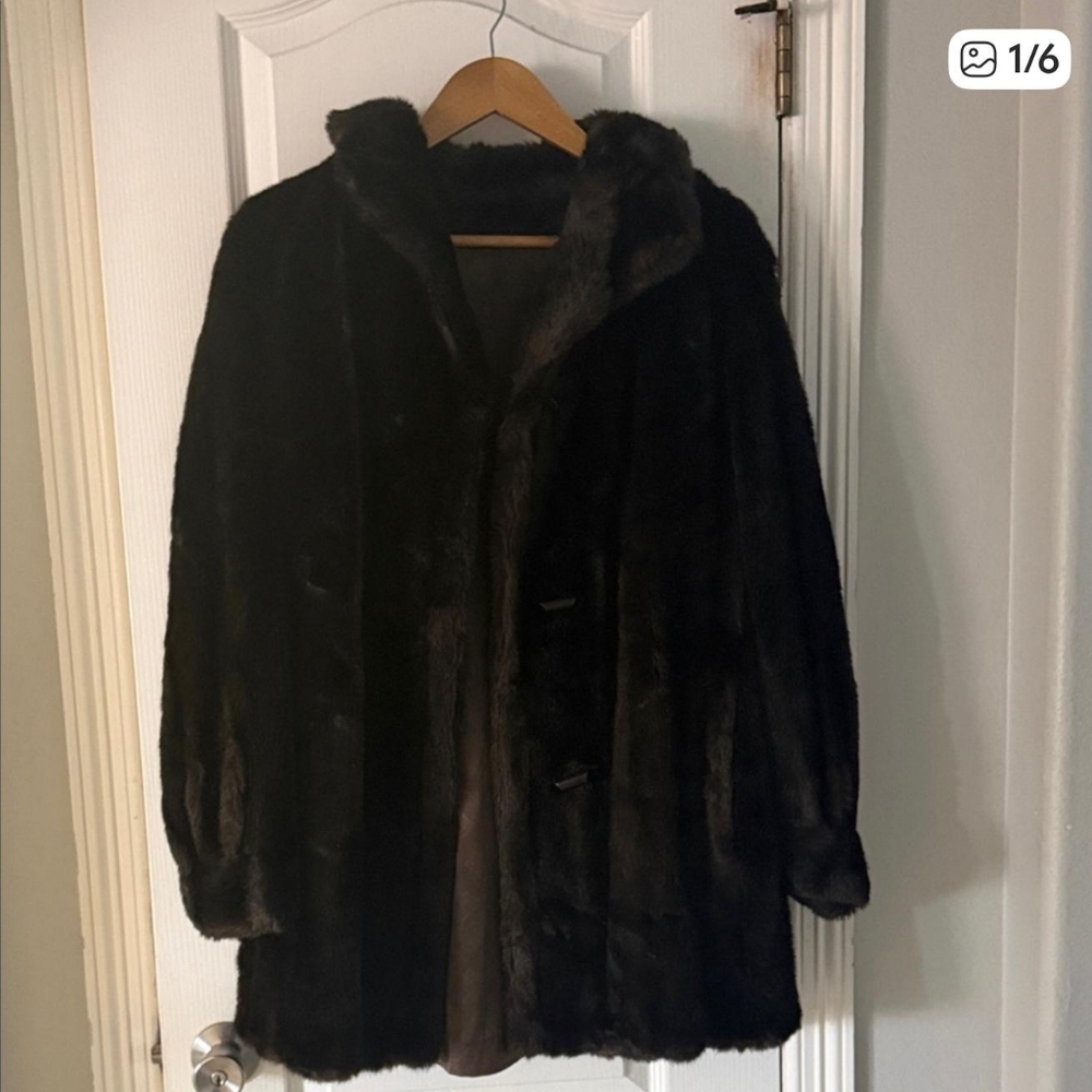 Luxurious Brown Faux Fur Coat